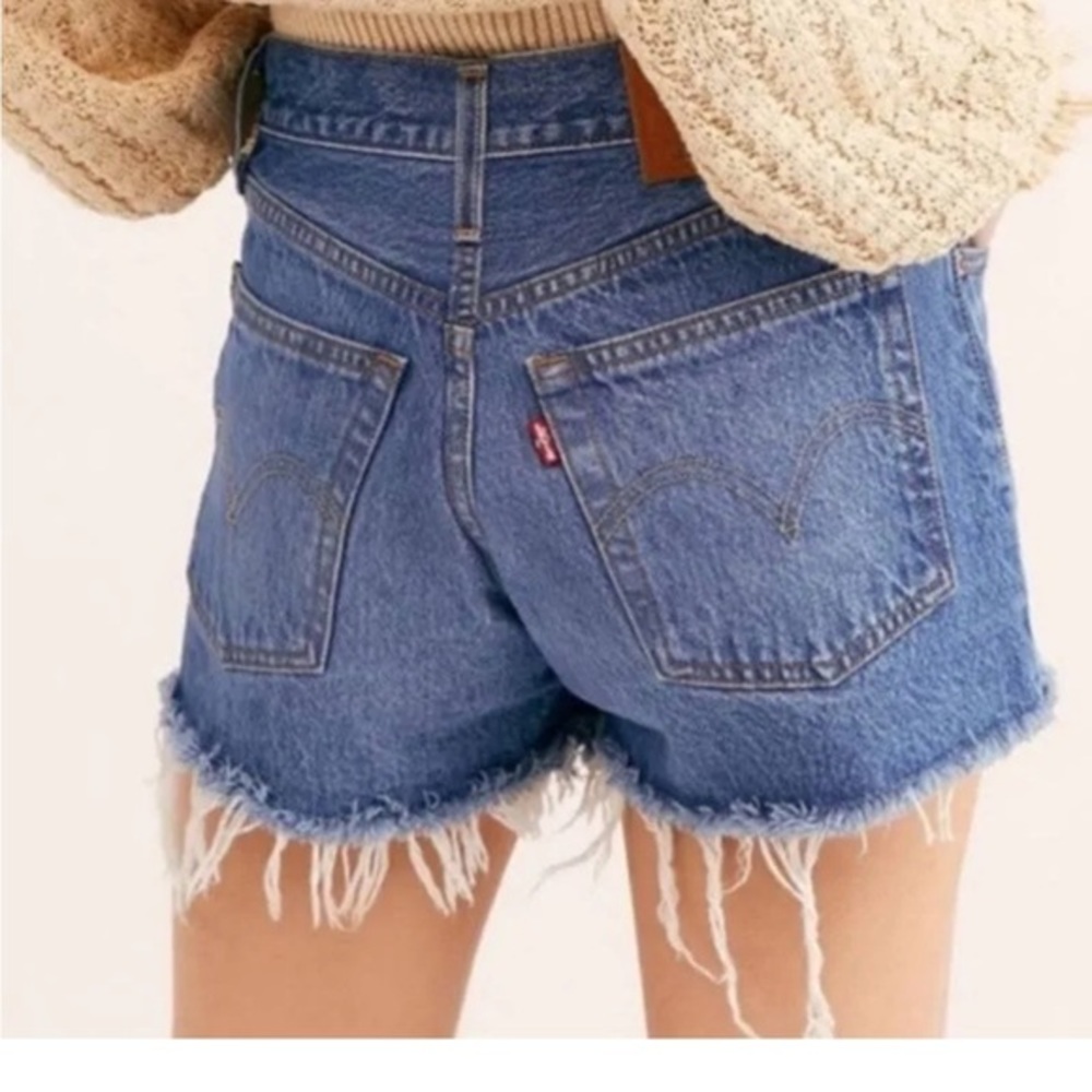Levi’s 501 cut off shorts